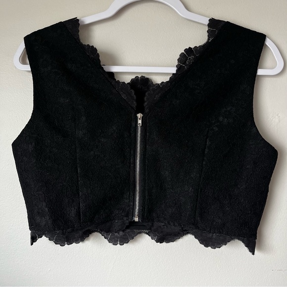 NWT Luna Crop Lace Top Size Small - Picture 11 of 15
